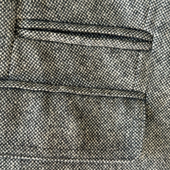 Banana Republic Tweed Blazer - Picture 4 of 10